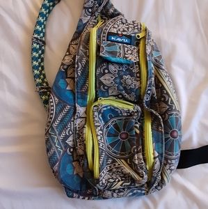 Kavu sling bag